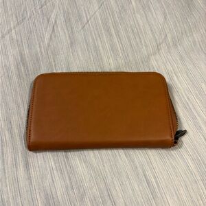 Thirty-one All About the Benjamin’s Wallet caramel